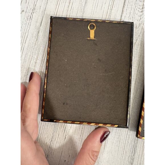 Vintage Pair of Victorian Convex Reverse Painted Bubble Glass Framed Silhouettes - Picture 14 of 14